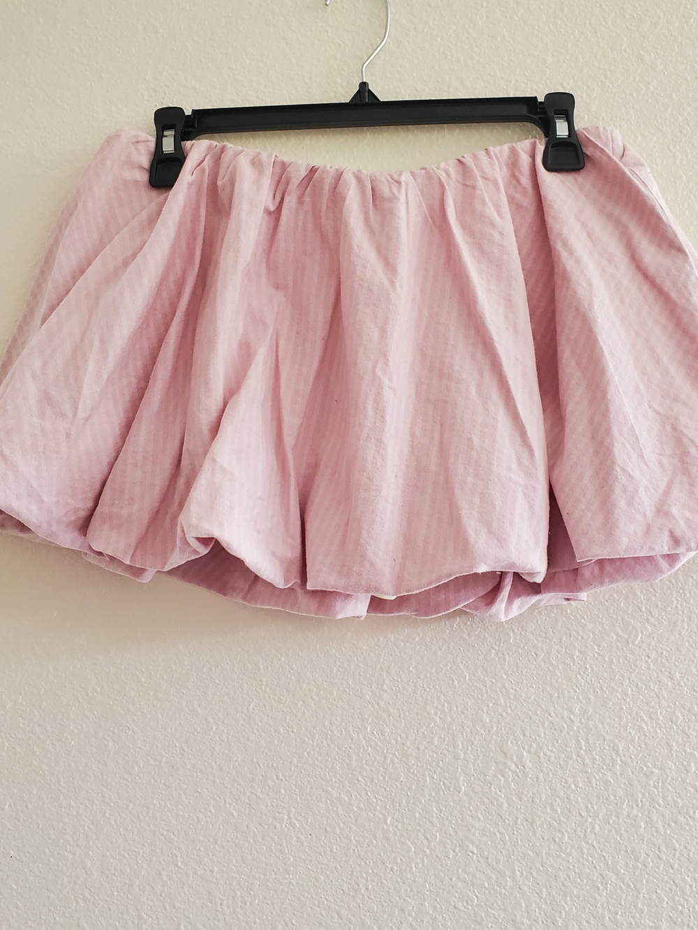 Kimchi Blue Pink And White Bubble Skort Size M
